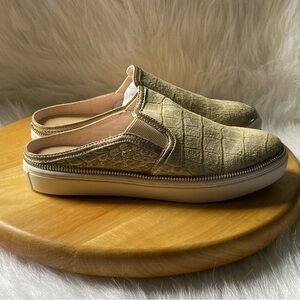 Botkier Hayden Shoes Women’s Size‎ 6.5M  Slip On New Leather